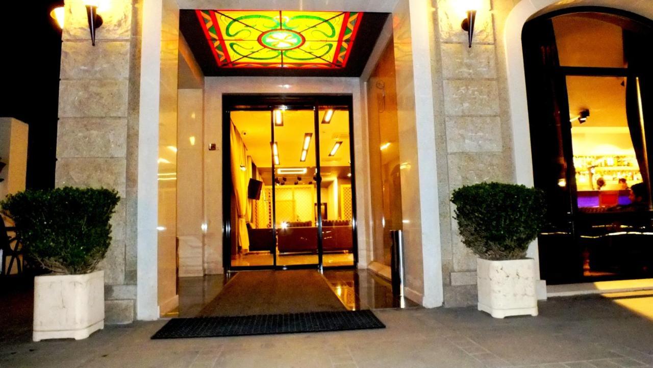 Leon Boutique Hotel Sukhumi Eksteriør bilde