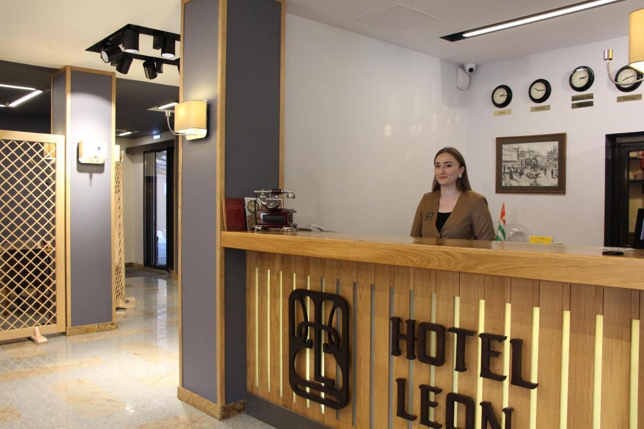 Leon Boutique Hotel Sukhumi Eksteriør bilde