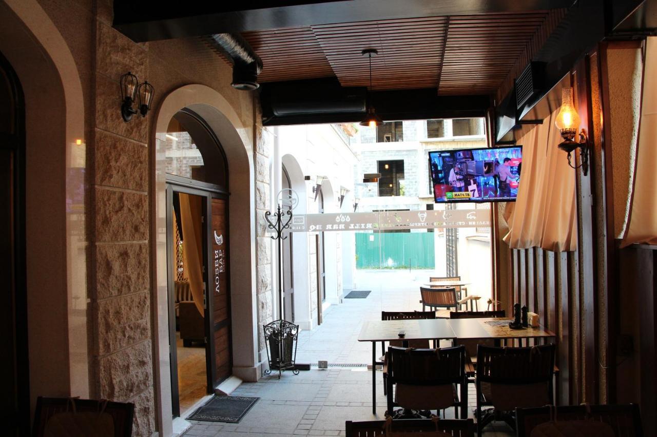 Leon Boutique Hotel Sukhumi Eksteriør bilde