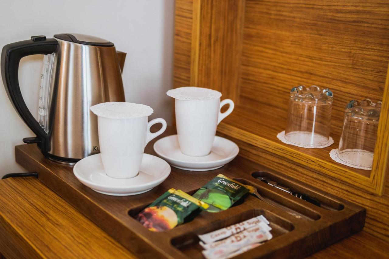 Leon Boutique Hotel Sukhumi Eksteriør bilde