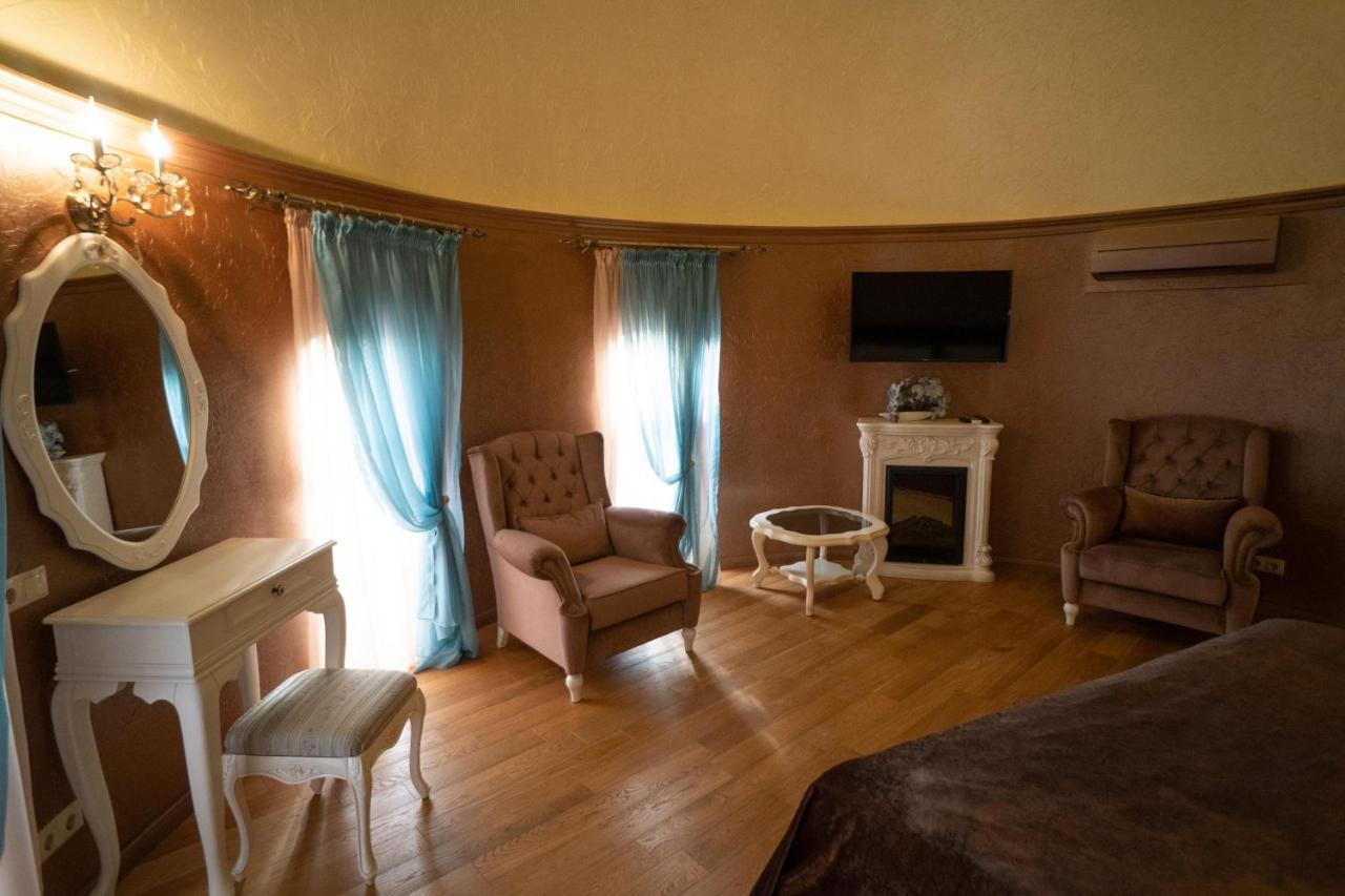 Leon Boutique Hotel Sukhumi Eksteriør bilde
