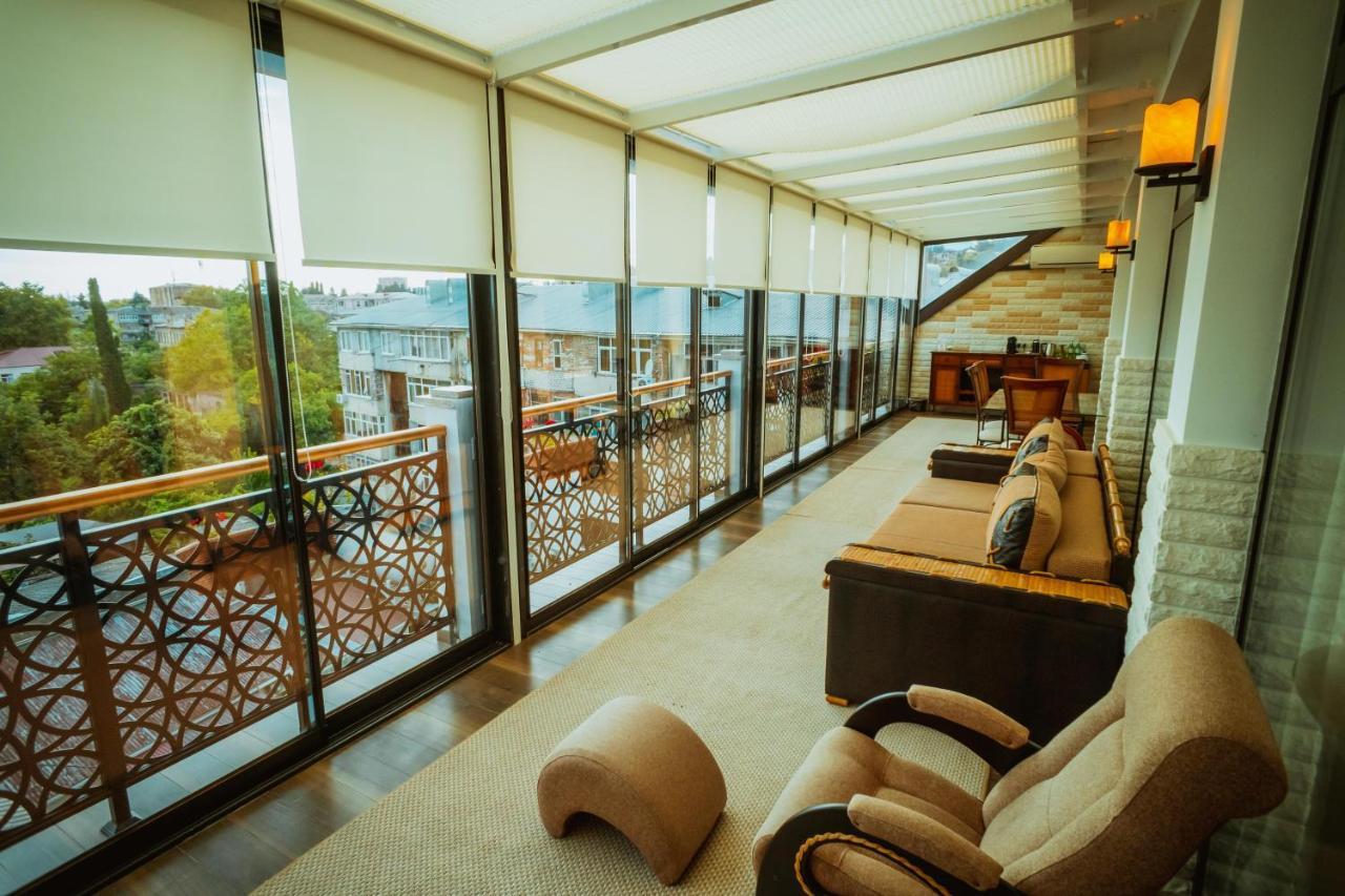 Leon Boutique Hotel Sukhumi Eksteriør bilde